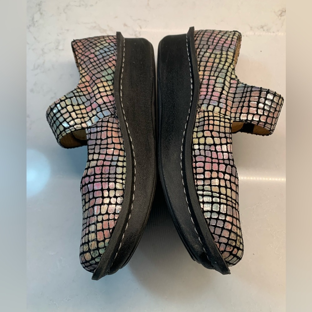 Algeria Iridescent Colorful Squares Mary Jane Shoes Size 41 - Picture 4 of 8